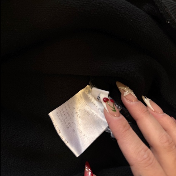 RARE GIVENCHY CREWNECK - Picture 5 of 6